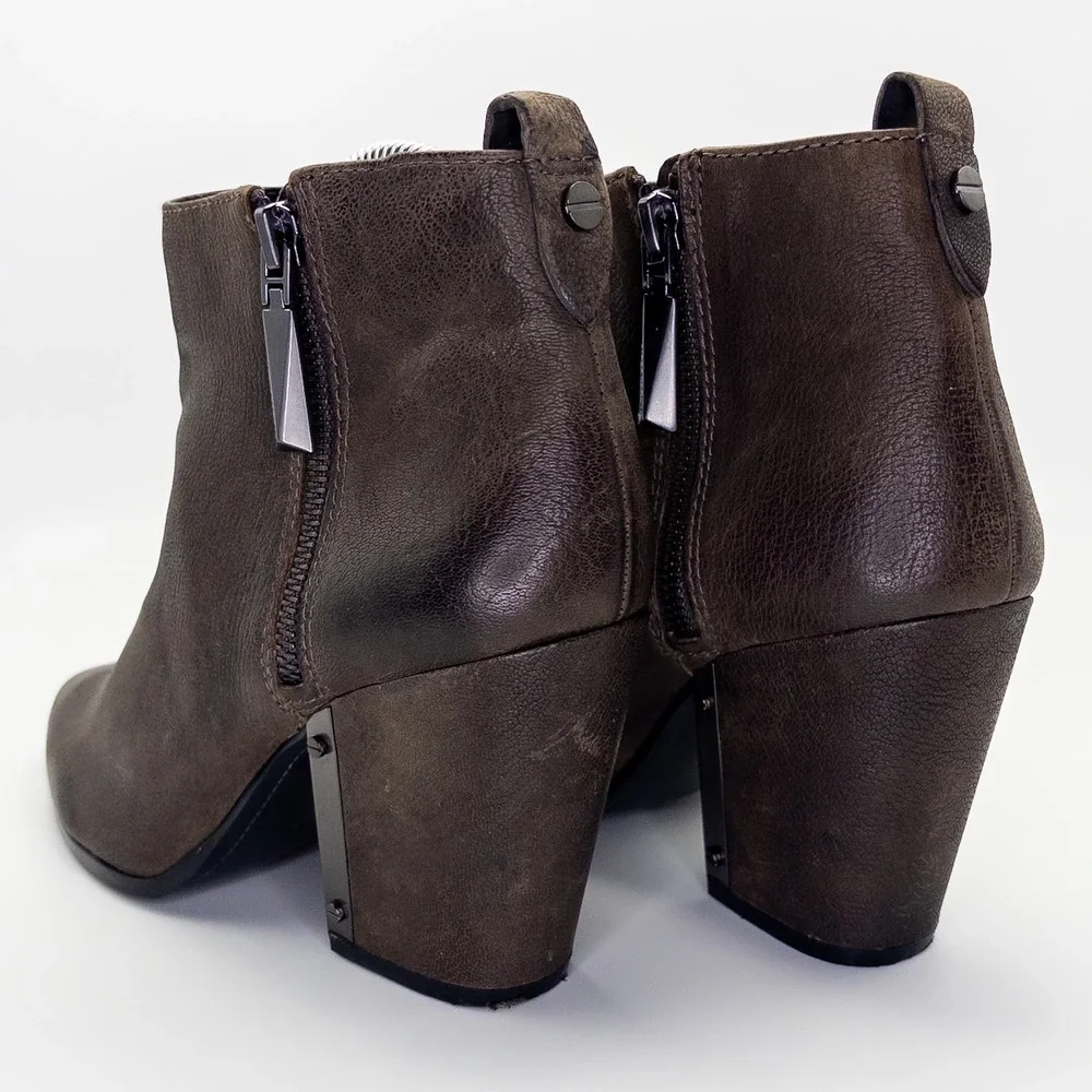 Vince Camuto vince camuto